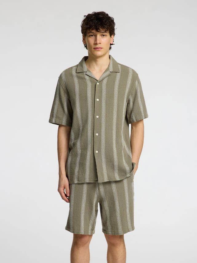 SLHRELAX-SAL SHIRT SS RESORT-VETIVER/WIDE ST