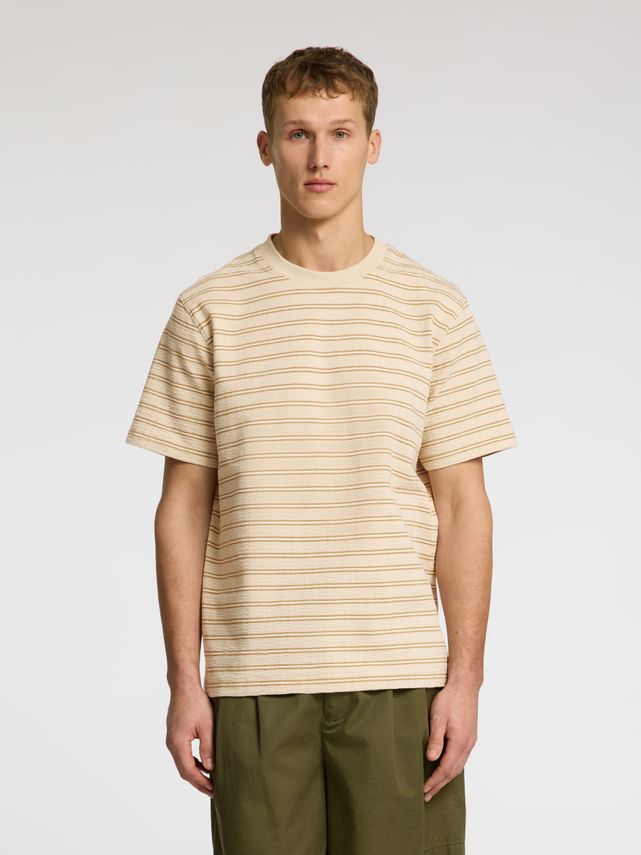 SLHELI SEERSUCKER SS O-NECK TEE-OATMEAL/EGRET?+