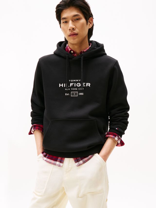 Oval Graphic Hoodie Black