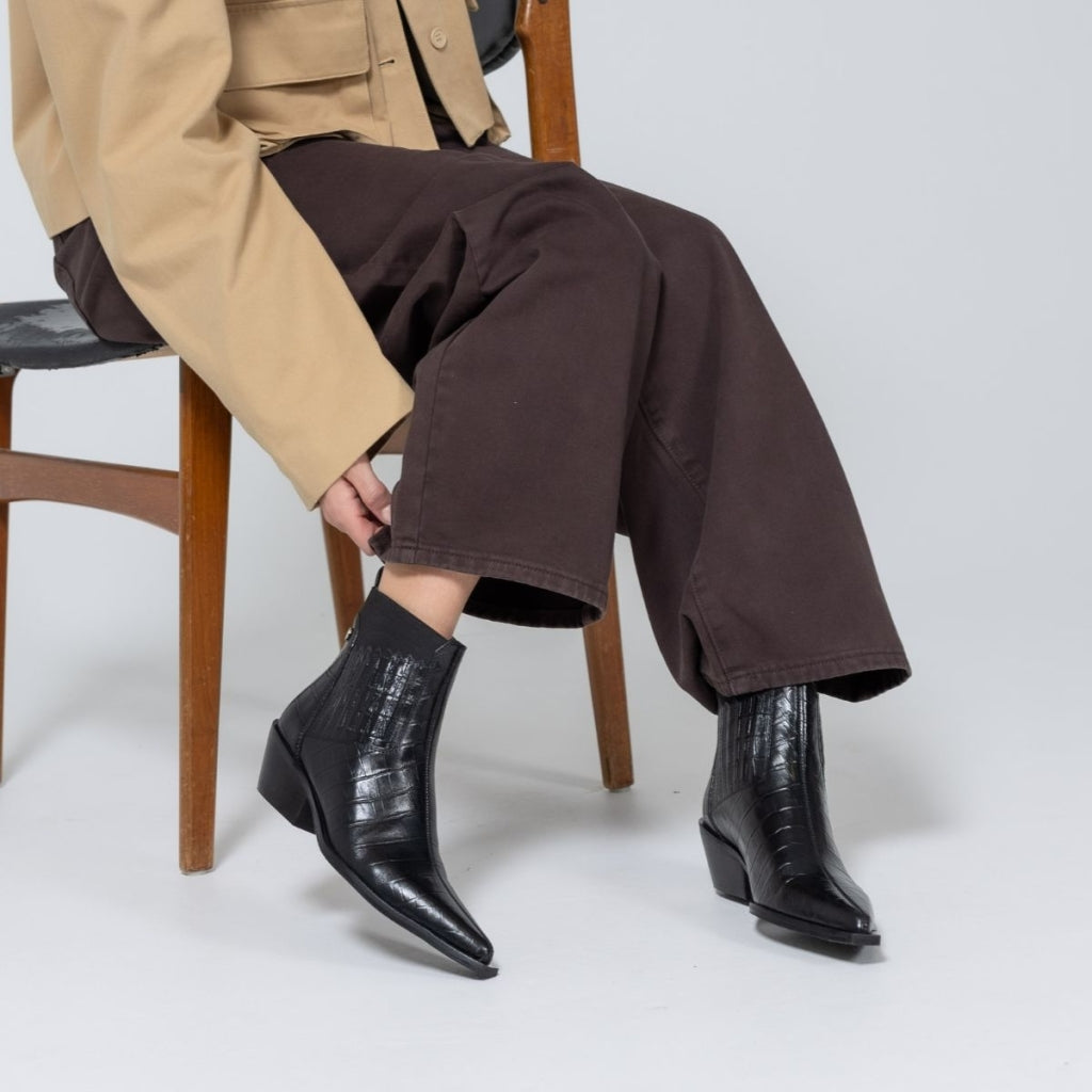 Copenhagen Shoes The Walking Boot Black
