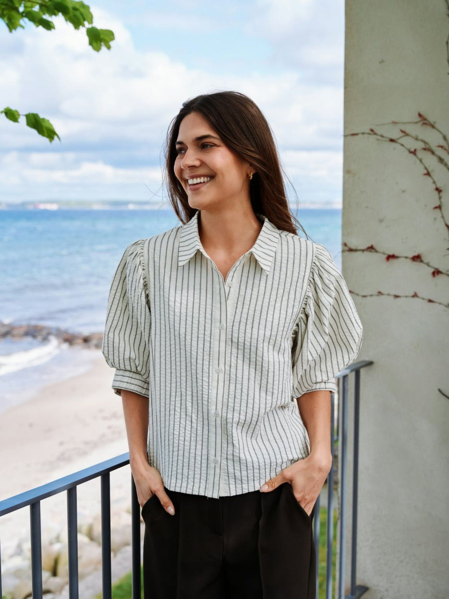 Etta Slim Stripe Shirt Off White