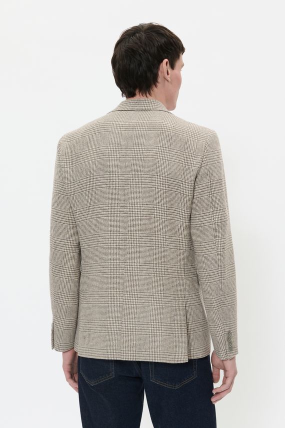MAgeorge Winter T