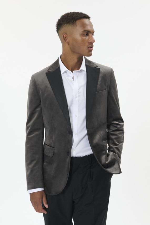 MAgeorge Tux Black Oy