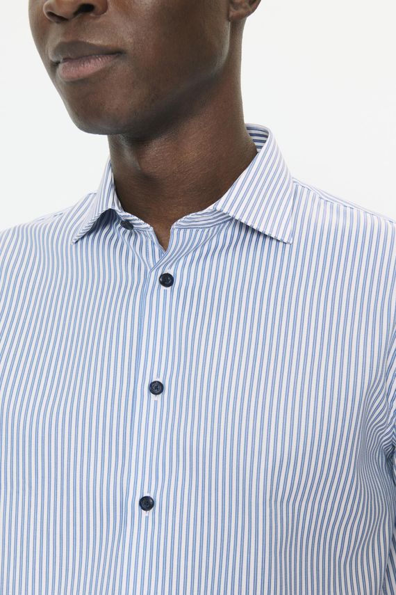 MAmarc N Chambray