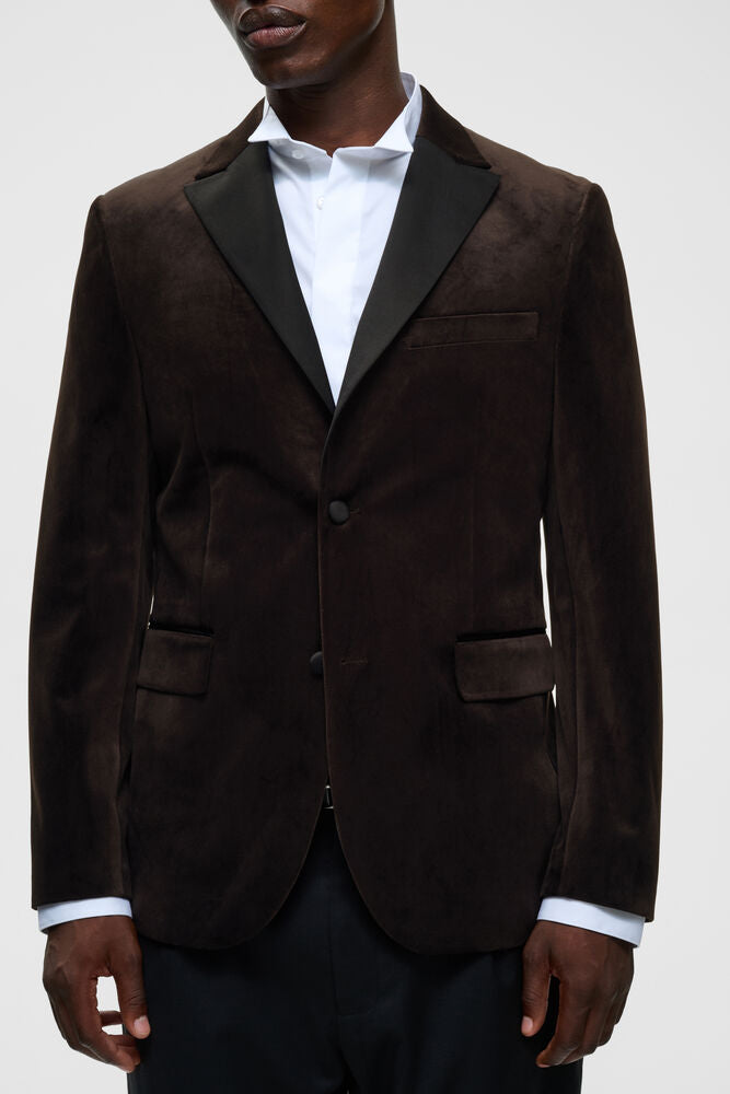 Matinique MAcharles Tux Brown