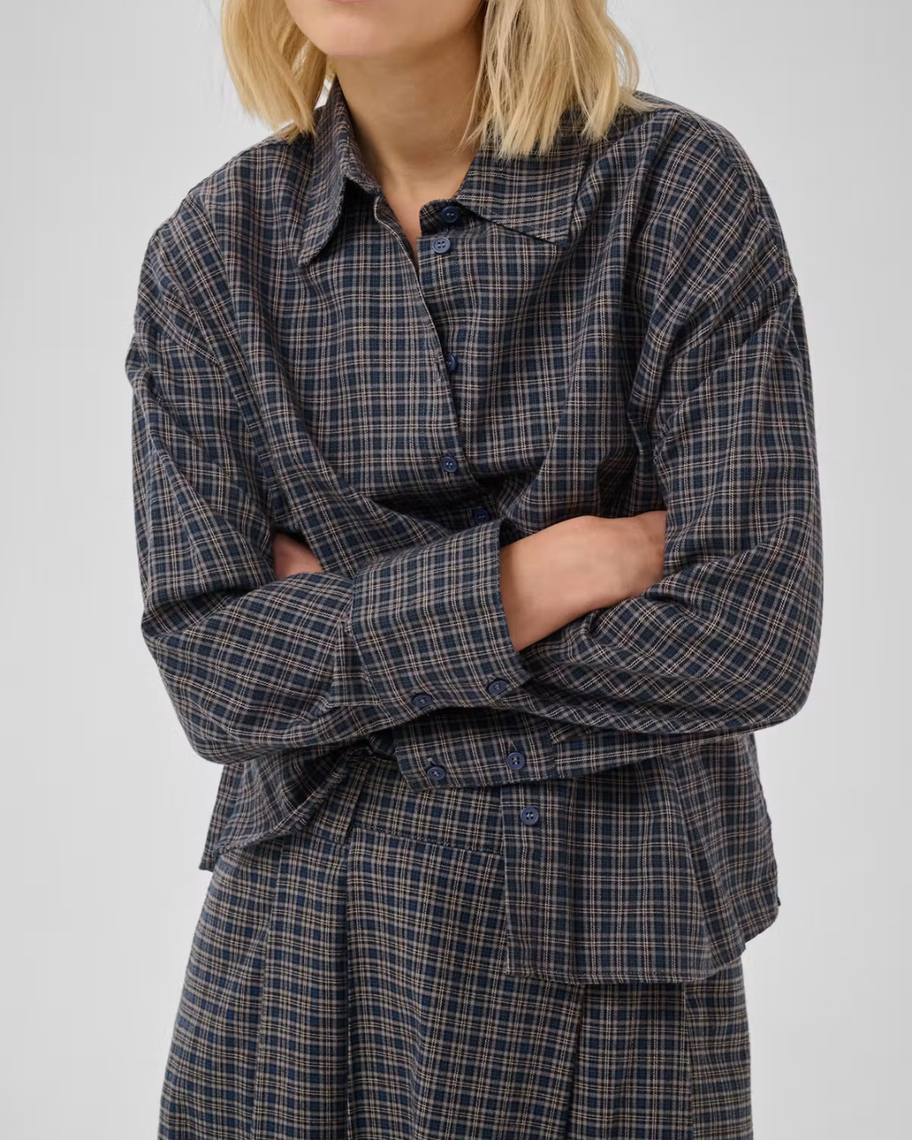 My Essentiel Wardrobe Lennie Boxy Check Shirt Dark Sapphire