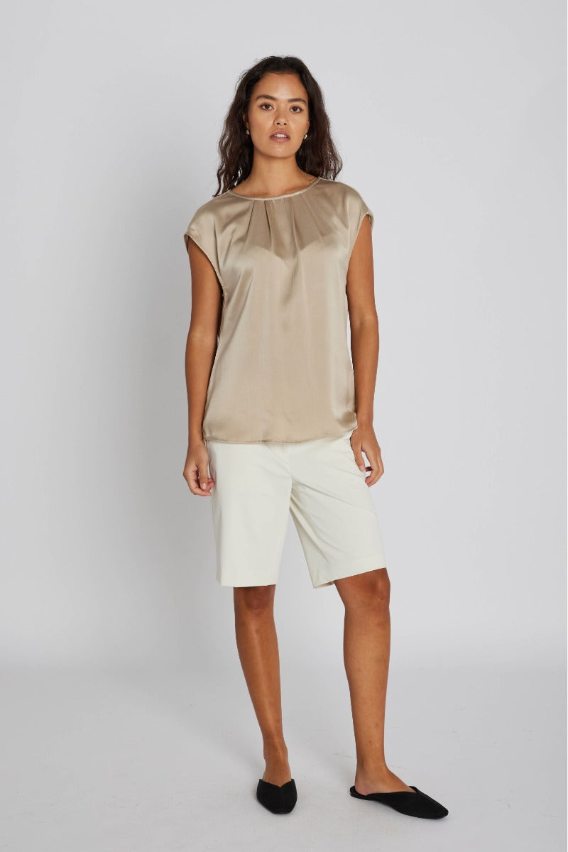 1258 New Beck Long Shorts Off White